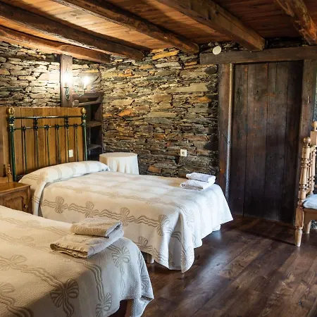 Secluded In With Balcony * Arnado